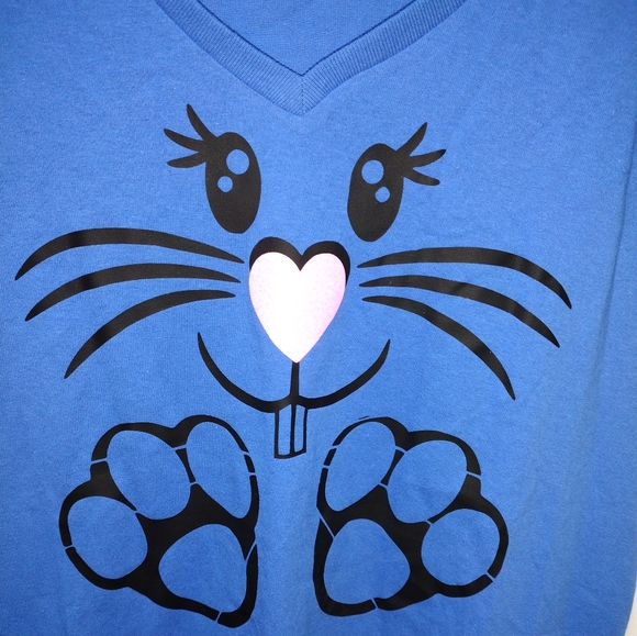 Blue VNeck tee - Picture 2 of 3